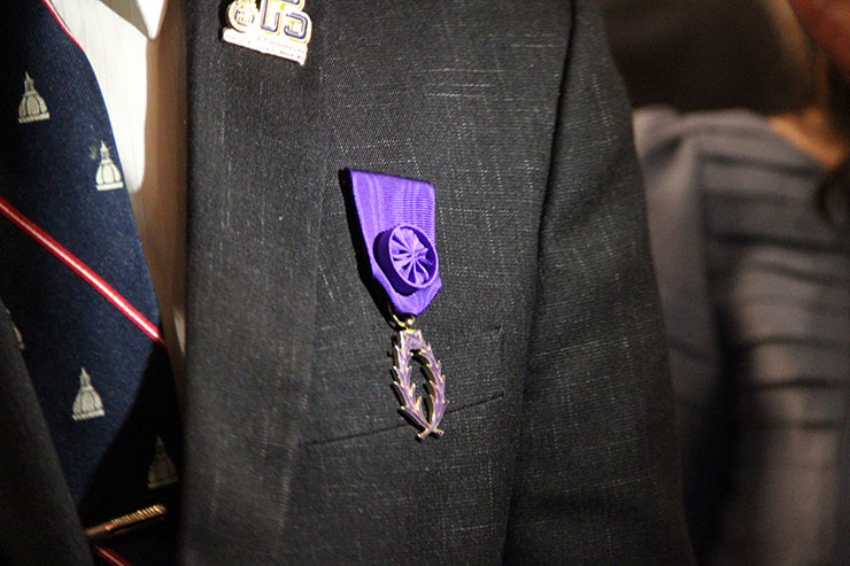 France awards "Palmes Académiques" medal to PSU President