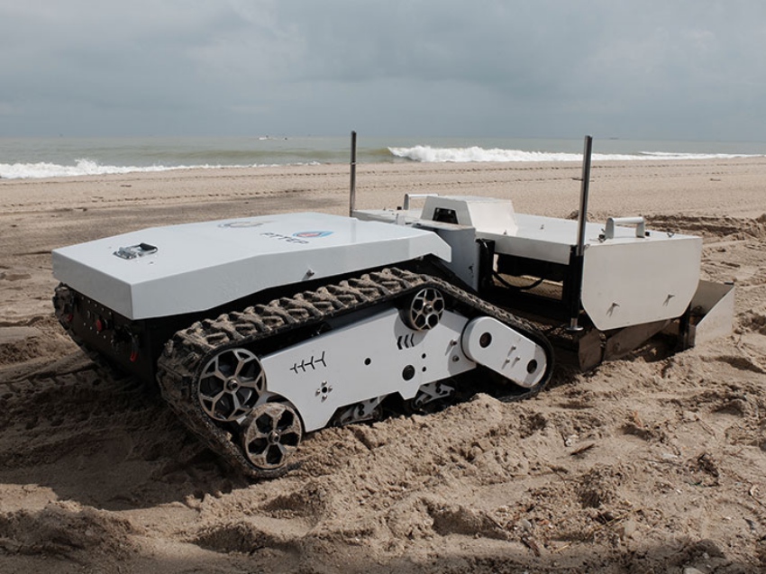 First Thai beach cleaning robot developed by PTTEP and PSU