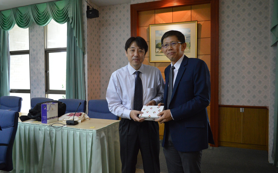 Kanazawa University Delegates visit PSU