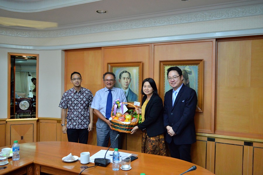 Honorable delegates from the Consulate of the Republic of Indonesia in Songkla visited PSU 