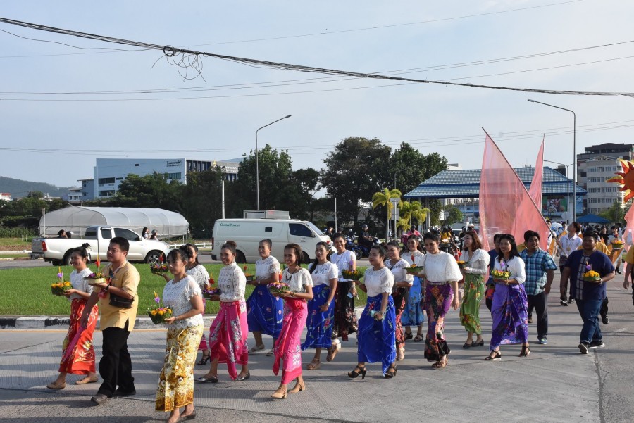 Thai Traditional Heritage: PSU Loy Krathong Festival 2019