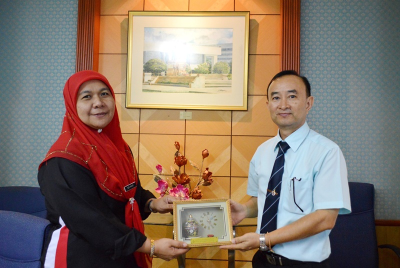 SM Sains Hulu Terengganu Delegates visit PSU